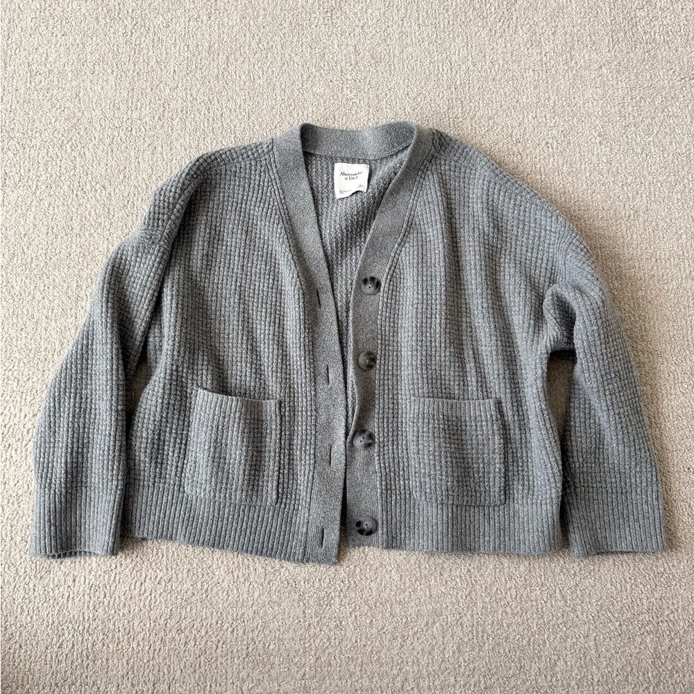 Abercrombie & Fitch Heather Gray Waffle Knit Sweater